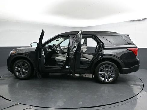 New 2026 Ford Explorer Active w/ Active Comfort Package image 35