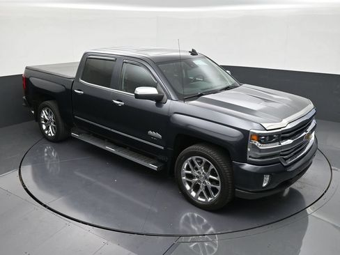 Used 2018 Chevrolet Silverado 1500 High Country AWD/4WD image 19
