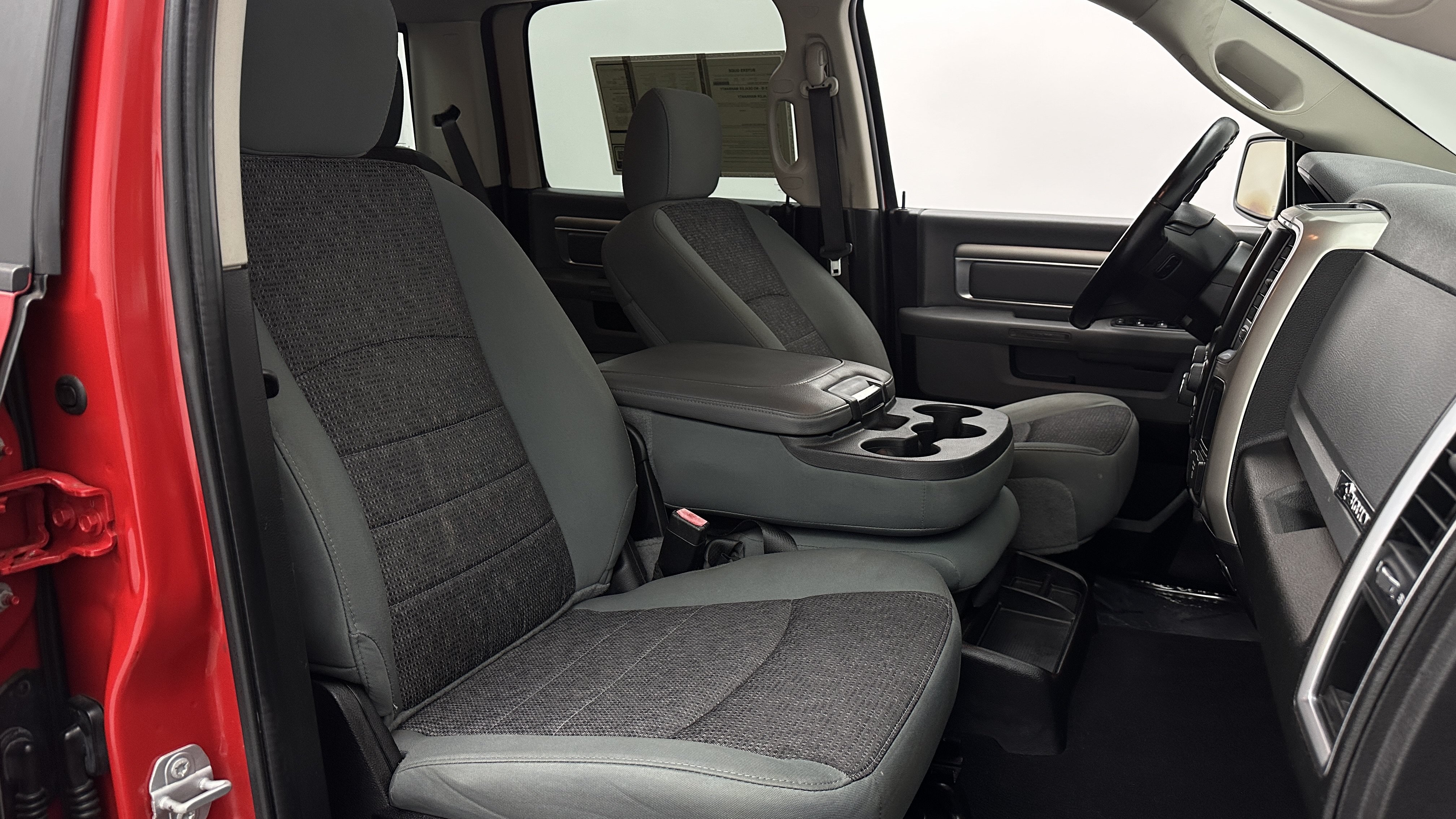 Used 2019 RAM 1500 Big Horn AWD/4WD image 35