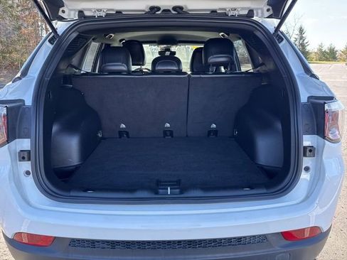 Used 2023 Jeep Compass Latitude AWD/4WD image 24