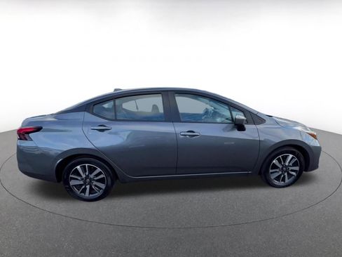 Used 2025 Nissan Versa SV FWD image 16