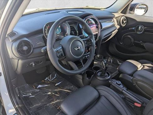 Used 2024 MINI Cooper S w/ Signature Upholstery Package FWD image 10