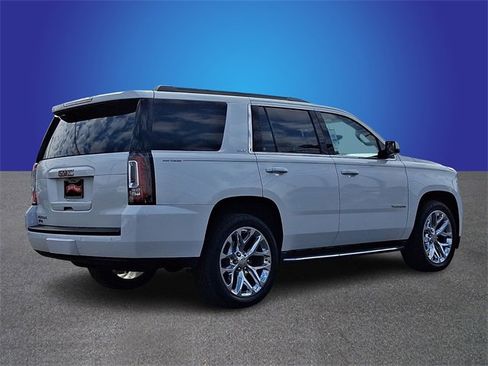 Used 2018 GMC Yukon SLT w/ Open Road Package image 4