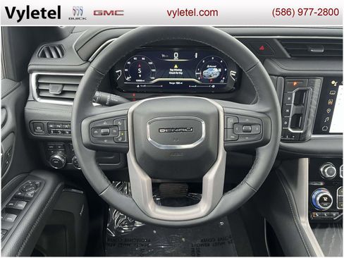 Used 2023 GMC Yukon Denali image 16