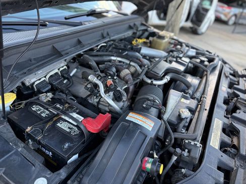 Used 2011 Ford F250 Lariat w/ Lariat Ultimate Pkg image 9