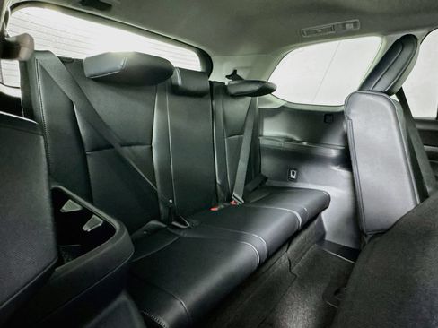 Used 2026 Toyota Grand Highlander AWD Hybrid image 27