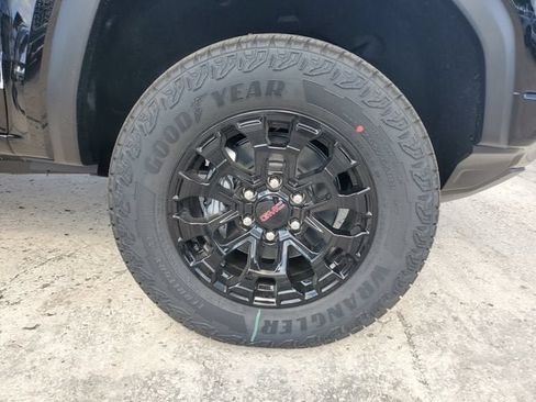 New 2026 GMC Canyon Elevation w/ Convenience Package AWD/4WD image 6