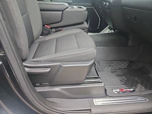 Used 2024 Chevrolet Silverado 2500 LT image 78