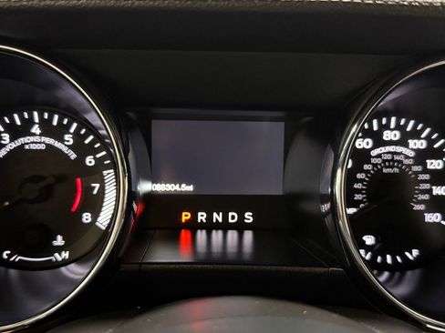 Used 2015 Ford Mustang Coupe RWD image 14