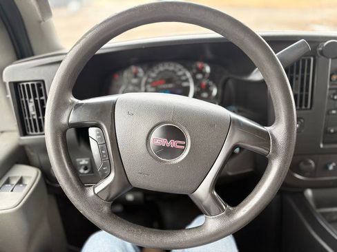 Used 2016 GMC Savana 2500 RWD image 11