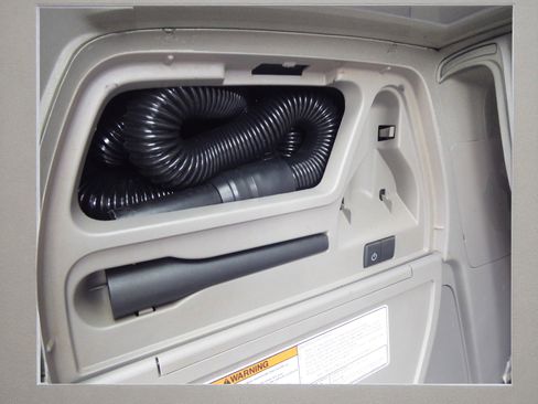 Used 2016 Honda Odyssey Touring Elite image 29