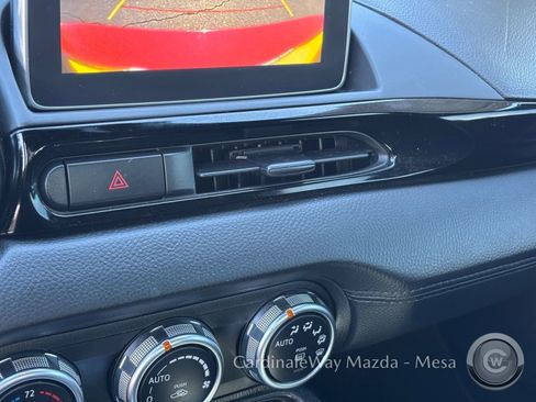 Used 2018 FIAT 124 Spider Lusso w/ Convenience Group image 22