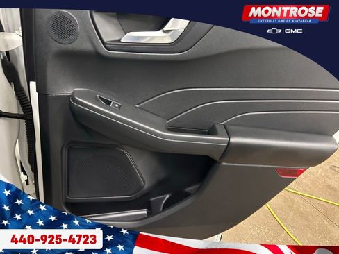 Used 2022 Ford Escape SEL w/ Technology Package image 28