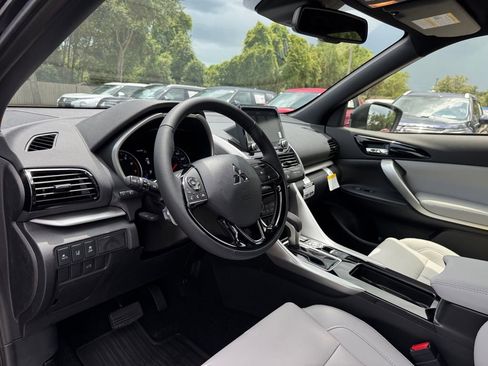 New 2025 Mitsubishi Eclipse Cross AWD image 27
