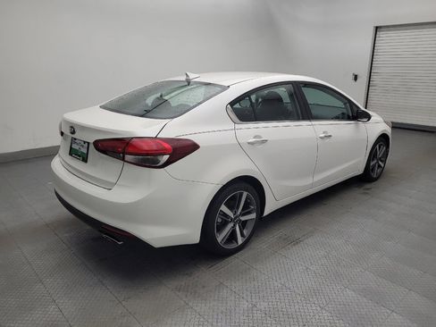 Used 2017 Kia Forte EX FWD image 9