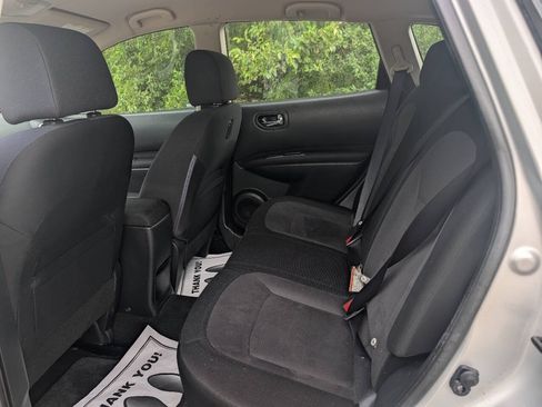 Used 2013 Nissan Rogue S AWD/4WD image 4