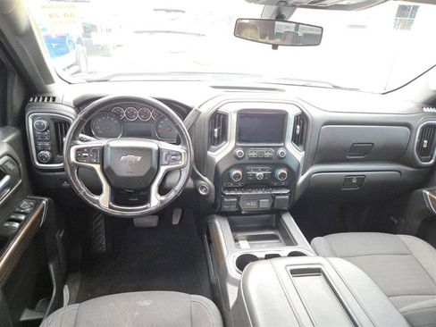 Used 2019 Chevrolet Silverado 1500 RST AWD/4WD image 9