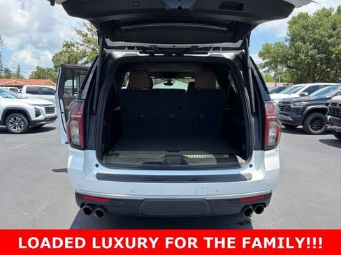 Used 2022 Chevrolet Suburban High Country AWD/4WD image 17