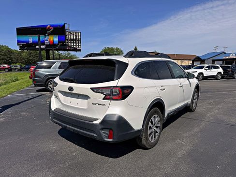 Used 2020 Subaru Outback Premium AWD/4WD image 9