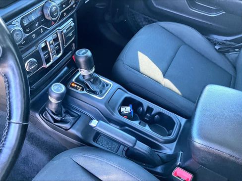 Used 2020 Jeep Wrangler Unlimited Sport S image 20