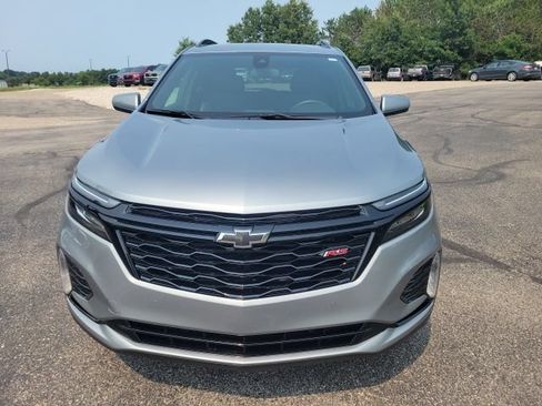 Used 2024 Chevrolet Equinox RS AWD/4WD image 3