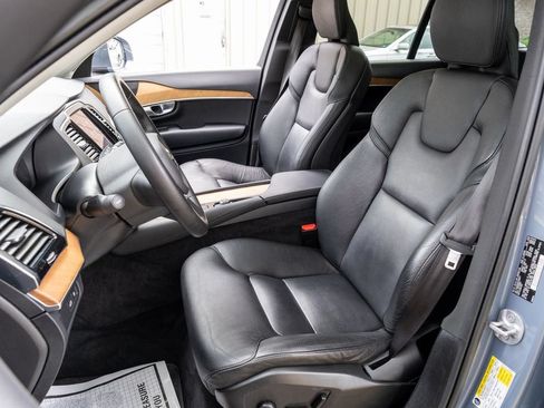 Used 2023 Volvo XC90 T8 Plus AWD/4WD image 15