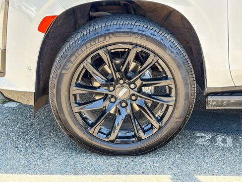 Certified 2023 Cadillac Escalade Sport w/ LPO, ONYX Package AWD/4WD image 8