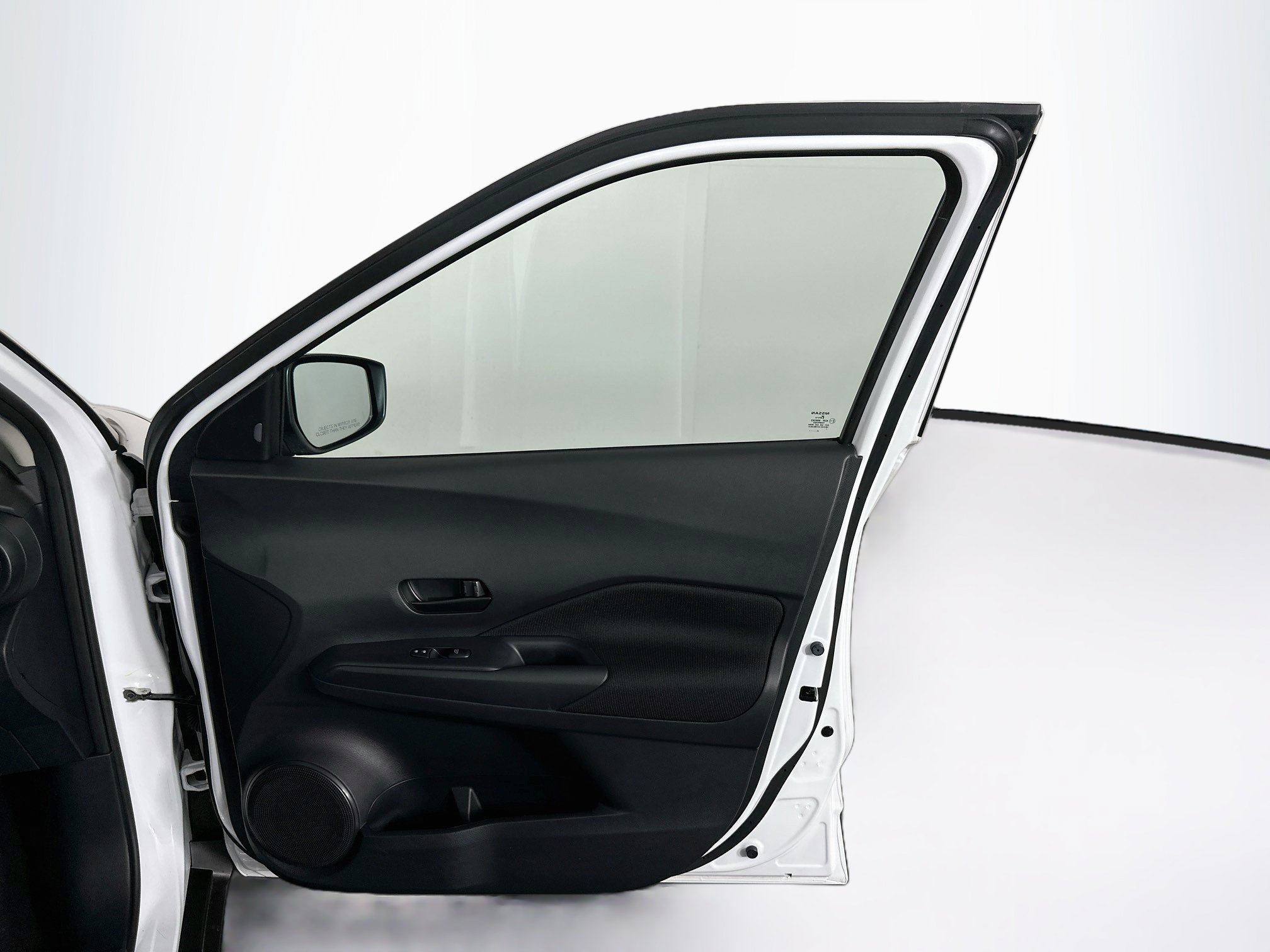 Used 2025 Nissan Kicks Play S FWD image 29