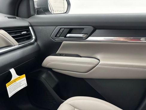 New 2026 GMC Terrain Elevation w/ Elevation Premium Package image 31