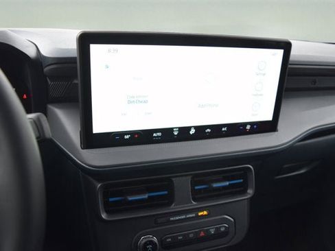 New 2026 Ford Maverick Lobo image 10