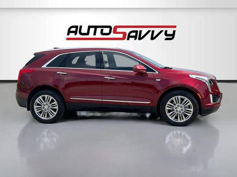 Used 2017 Cadillac XT5 Premium Luxury w/ Driver Assist Package FWD image 8