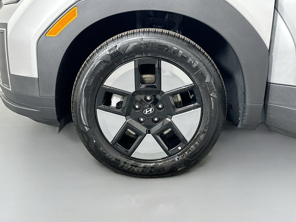 Certified 2026 Hyundai Santa Fe SE FWD image 30
