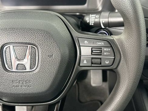 Used 2023 Honda Accord EX image 23
