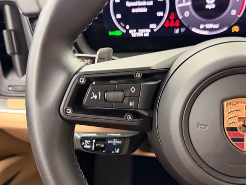 Certified 2025 Porsche Cayenne GTS AWD/4WD image 48