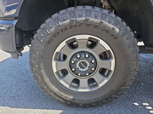 Used 2024 Ford F250 Platinum w/ Tremor Off-Road Package AWD/4WD image 35
