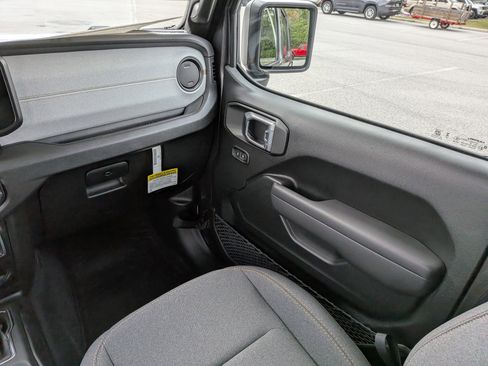 New 2026 Jeep Wrangler Unlimited Sport AWD/4WD image 16