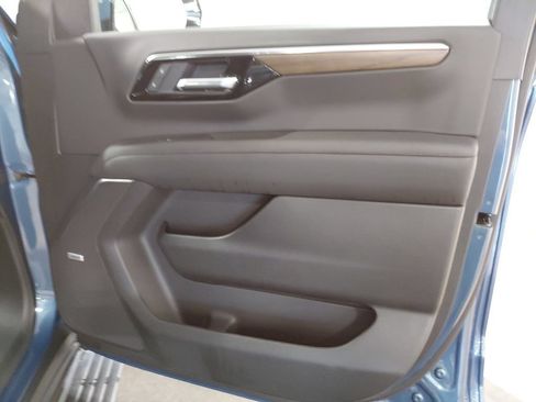 Certified 2026 Chevrolet Suburban High Country AWD/4WD image 22