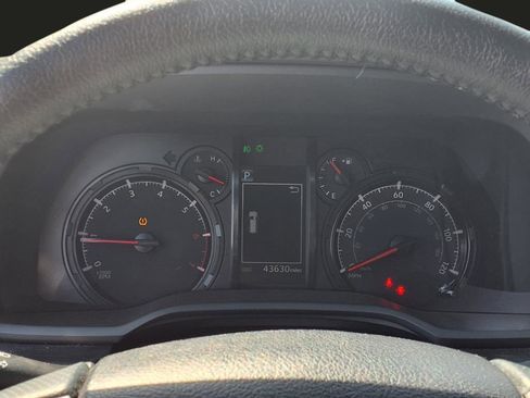 Used 2023 Toyota 4Runner SR5 Premium image 13