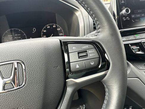 Used 2025 Honda Odyssey EX-L image 55