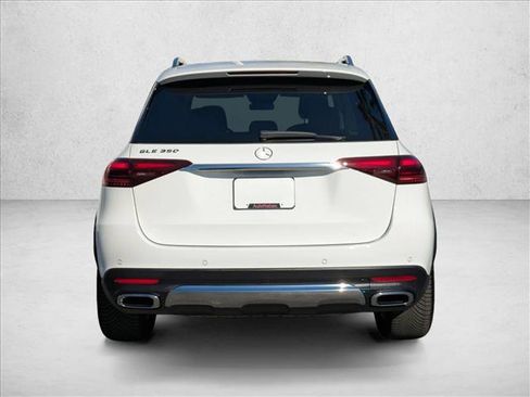 Certified 2025 Mercedes-Benz GLE 350 4MATIC image 9