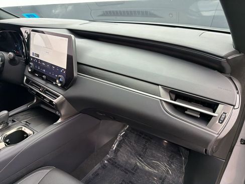 Used 2025 Lexus RX 350 Premium image 25