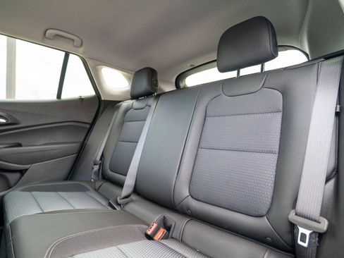 New 2026 Chevrolet Trax LT image 30