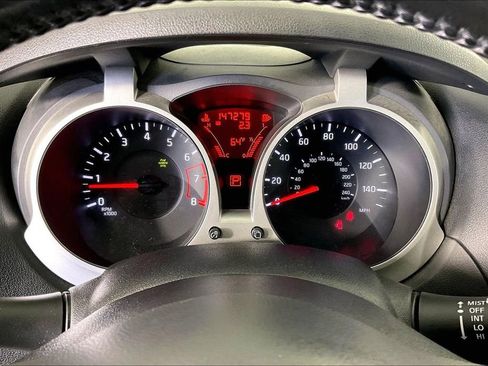 Used 2013 Nissan Juke SL w/ Sport Pkg image 30