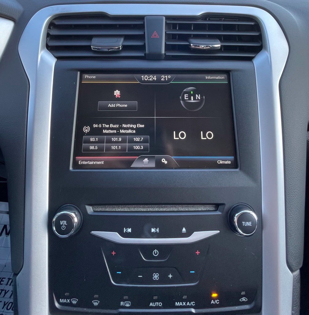 Used 2014 Ford Fusion SE FWD image 22