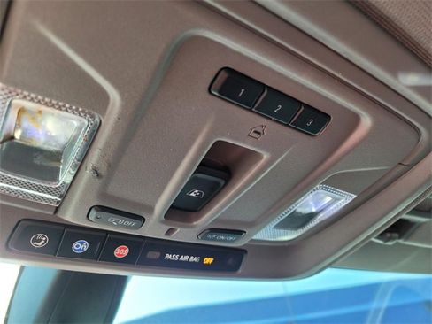 Used 2022 GMC Sierra 1500 SLT image 22