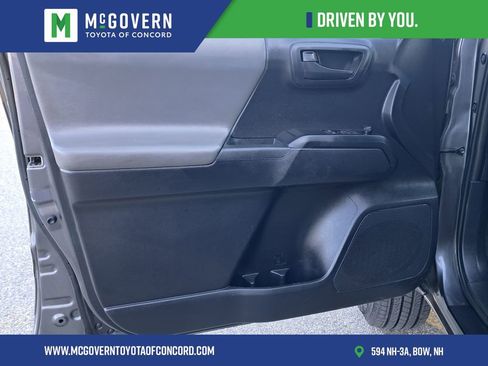 Used 2019 Toyota Tacoma SR image 11