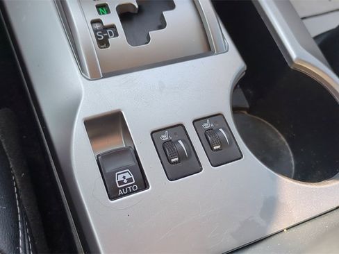 Used 2018 Toyota 4Runner SR5 Premium image 21