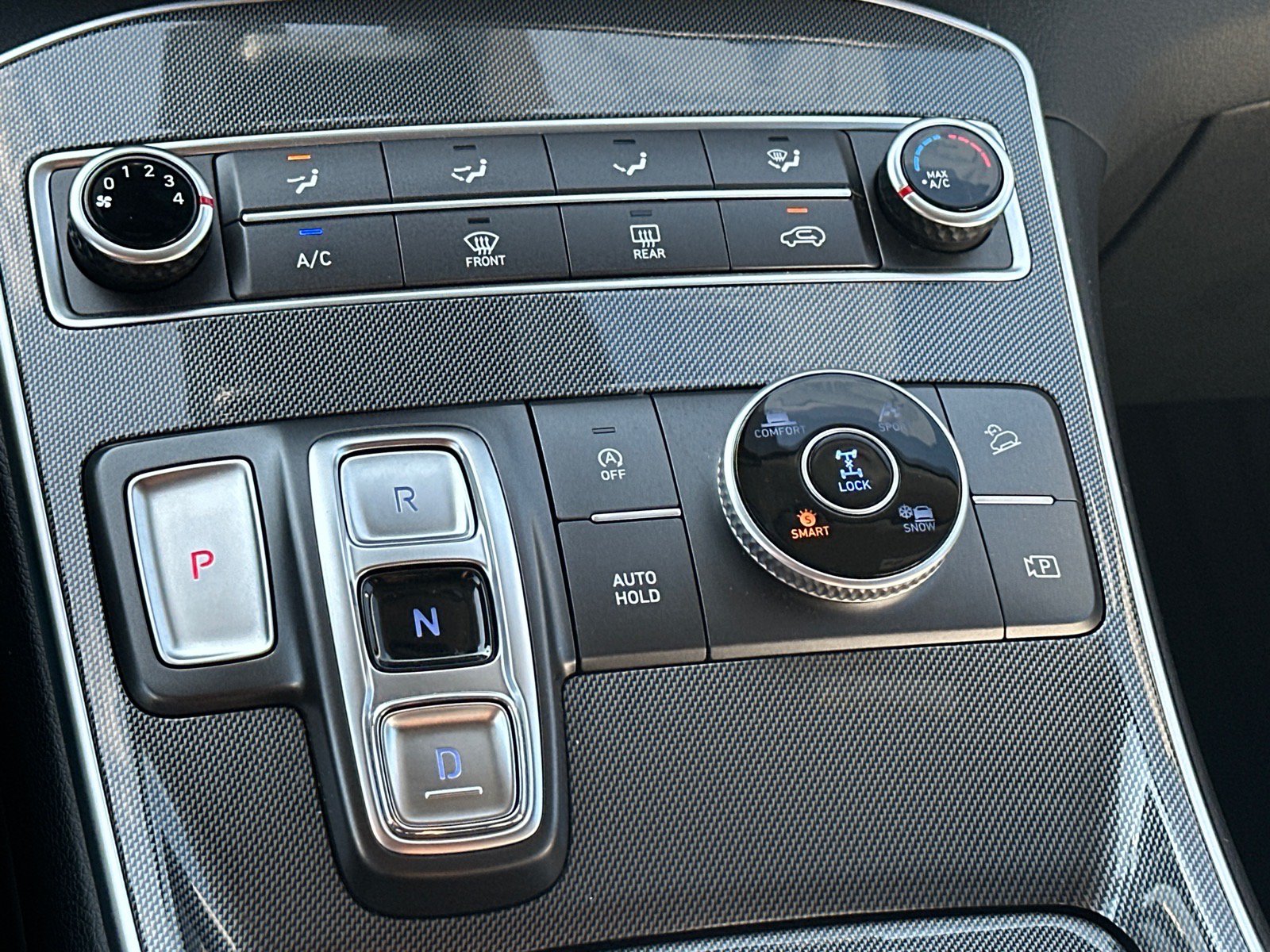 Used 2022 Hyundai Santa Fe SE AWD/4WD image 17