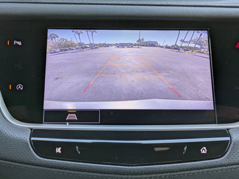 Certified 2024 Cadillac XT5 Premium Luxury w/ LPO, Floor Liner Package image 29