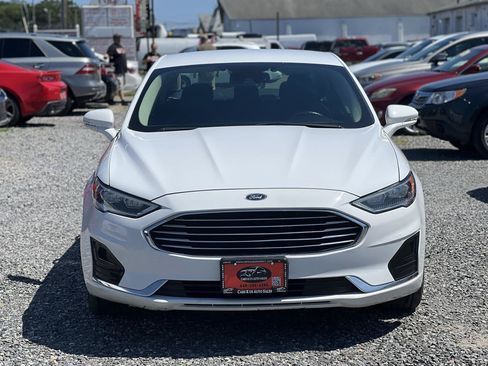 Used 2020 Ford Fusion SEL FWD image 2